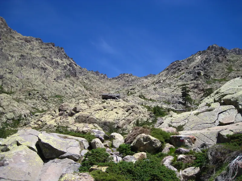 Un vallon de rochers