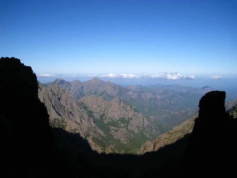 Contre-jour sur la vallée